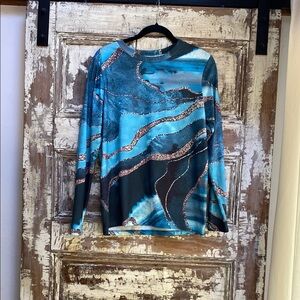 Wave Pattern Long Sleeve Top